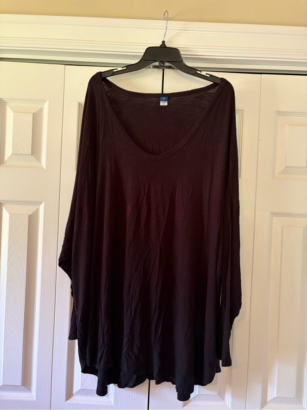 Old Navy Black Scoop-Neck Long Sleeve Tunic